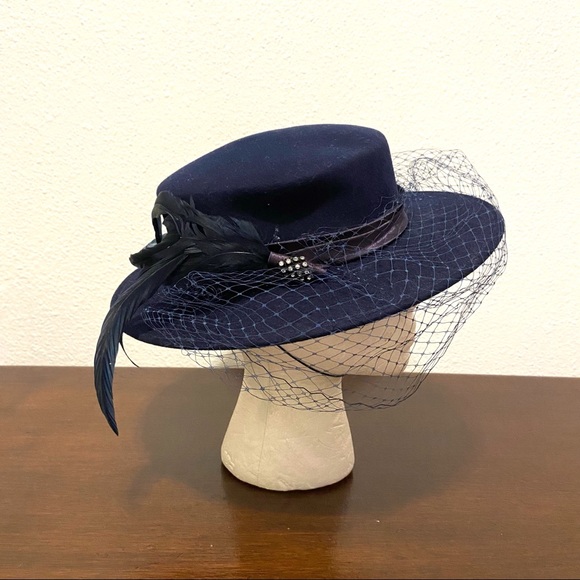 Vintage Accessories - Vintage Michael Howard Miss Bierner 100% Wool Hat